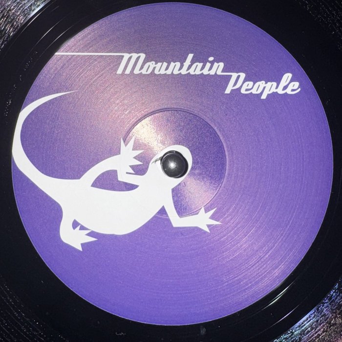 Raw Pitch record artwork by Mountain People